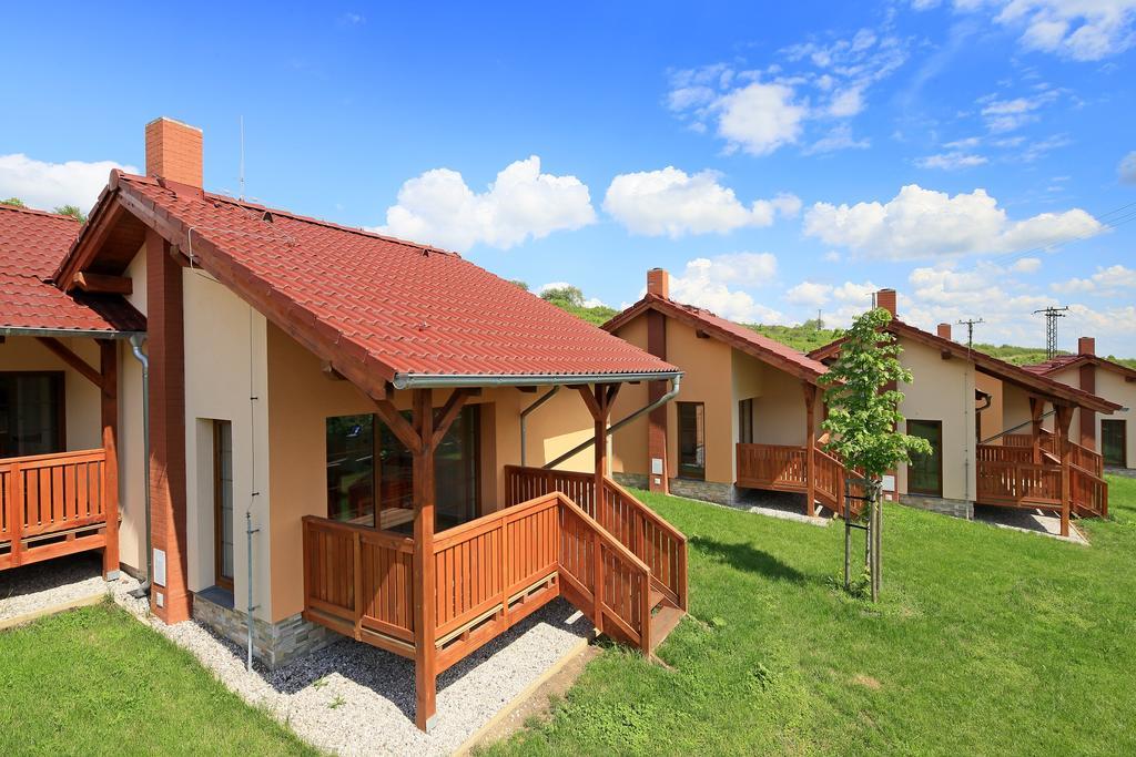 Penzion Harmonie Zlutice Exterior photo
